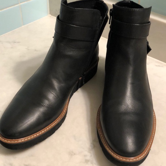 naturalizer aster bootie